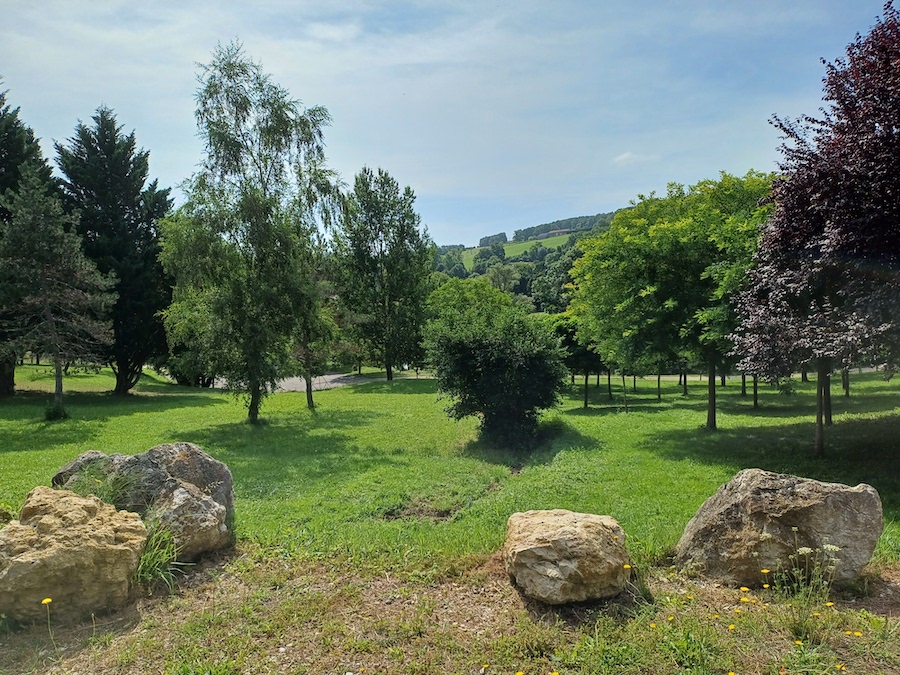 Bienvenue à Auzas, charmant village de la Haute-Garonne au patrimoine remarquable
