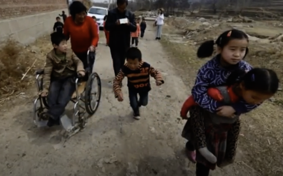 Un cœur de compassion : l’histoire de Chen Shangyi et de ses 42 enfants adoptés