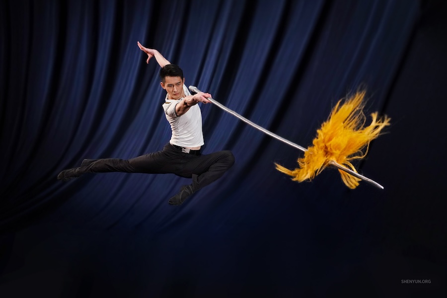 Shen Yun : pleins feux sur l’artiste Chad Chen
