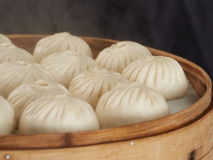 L’histoire du baozi, petit pain chinois cuit à la vapeur